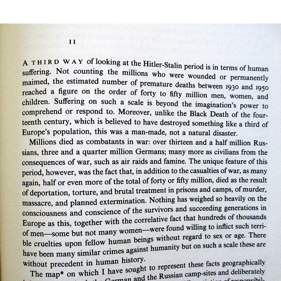 Book - Hitler and Stalin: Parallel Lives by Alan Bullock - Picture 3 of 16